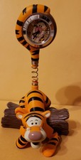 DISNEY Tigger on a log - spring tail clock Disney