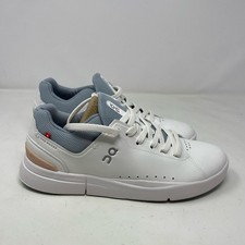 ON The Roger Advantage Women  s Sneakers White/Rose US 10