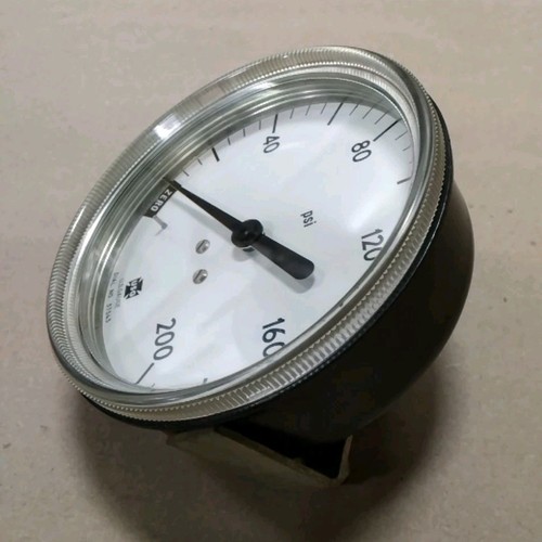 US Gauge 37343 Gauge 0-200psi E103 - Picture 4 of 4