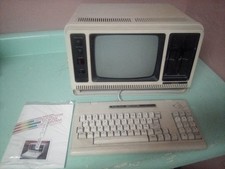 Radio Shack Tandy TRS-80 Model 4P Portable Computer - Operational with boot disk