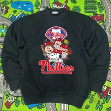 MLB Philadelphia Phillies Snoopy Charlie Brown black sweatshirt QT5655