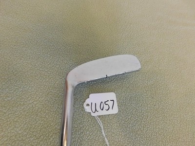 Putter Wilson Staff 8813 - Pour Droitier, Acier, Longueur 35.5 Pouces - Neuf Avec Léger Défaut