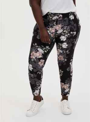 Torrid NWT Pixie Pant Size 2 Floral Pink & Gray and black Pant