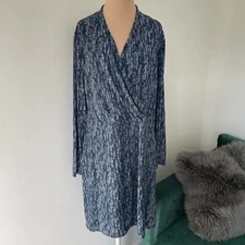 H by Halston Faux Wrap Surplice Etched Coral Print Classic Navy Blue Dress EUC M