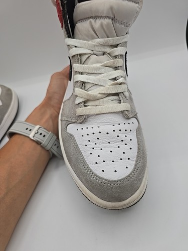 Size 10.5 - Jordan 1 Retro High OG Smoke Gray 2020 (No Box) - Picture 7 of 23