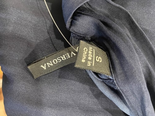 NUEVO CON ETIQUETAS Vestido Versona Azul Marino Coqueto Volantes Lazo Halter S M - Imagen 5 de 9