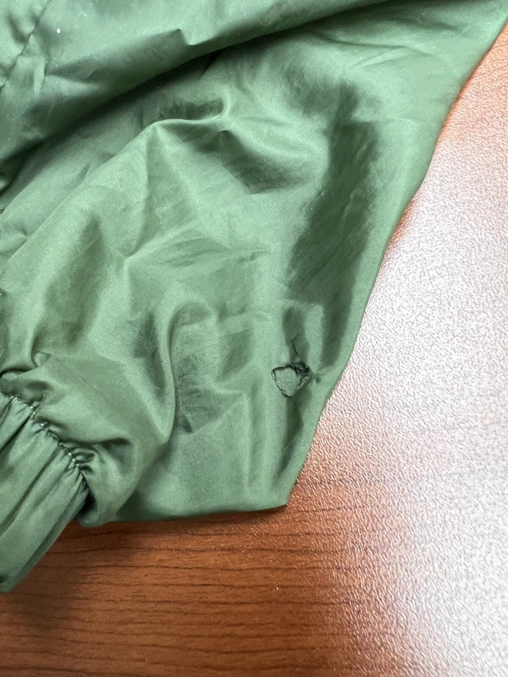 Jaqueta corta-vento Cold Crush unicórnio gráfico Snap verde tigre tamanho médio 3c - Imagem 2 de 4