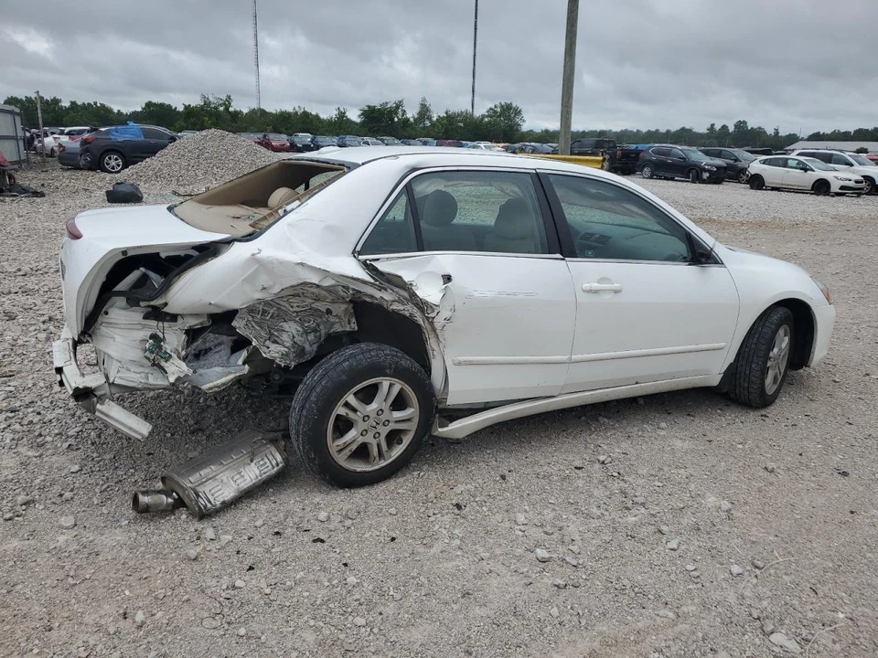 Conjunto de filtro de aire usado se adapta a: Honda Accord 2006 2,4 grado A Foto 3 de 4