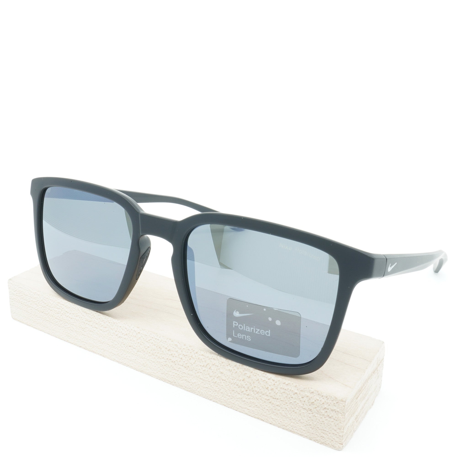 [FJ2234-011] Мужские поляризованные солнцезащитные очки Nike Circuit P