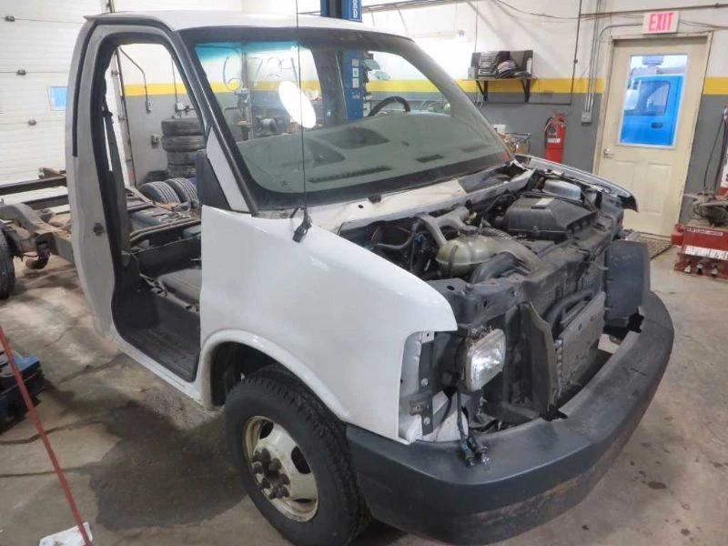 COLECTOR ESCAPE IZQUIERDO CONDUCTOR 6.6L SE ADAPTA 01-15 SIERRA 2500 PICKUP 115556 Foto 4 de 4