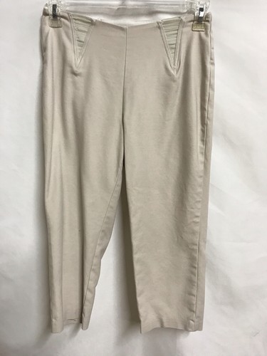 Peter Nygard EUC Women Capris Khakis 