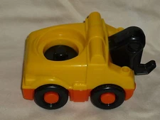 Fisher Price Little People Garage Tow Truck Sounds Yellow & Orange