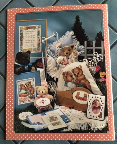 VINTAGE 1984 Craftways ~Hugga Bears~ Teddy Honey Punny Cross Stitch Booklet! - Picture 4 of 4
