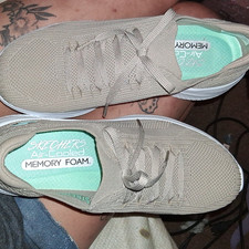 SKECHERS Air-Cooled Memory Foam Stretch Knit ...