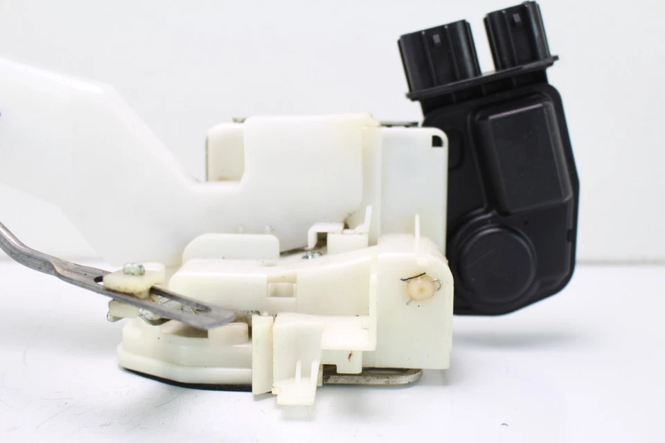 2006-2008 HONDA PILOT FRONT RIGHT SIDE DOOR LATCH LOCK ACTUATOR OEM - Image 2 of 4