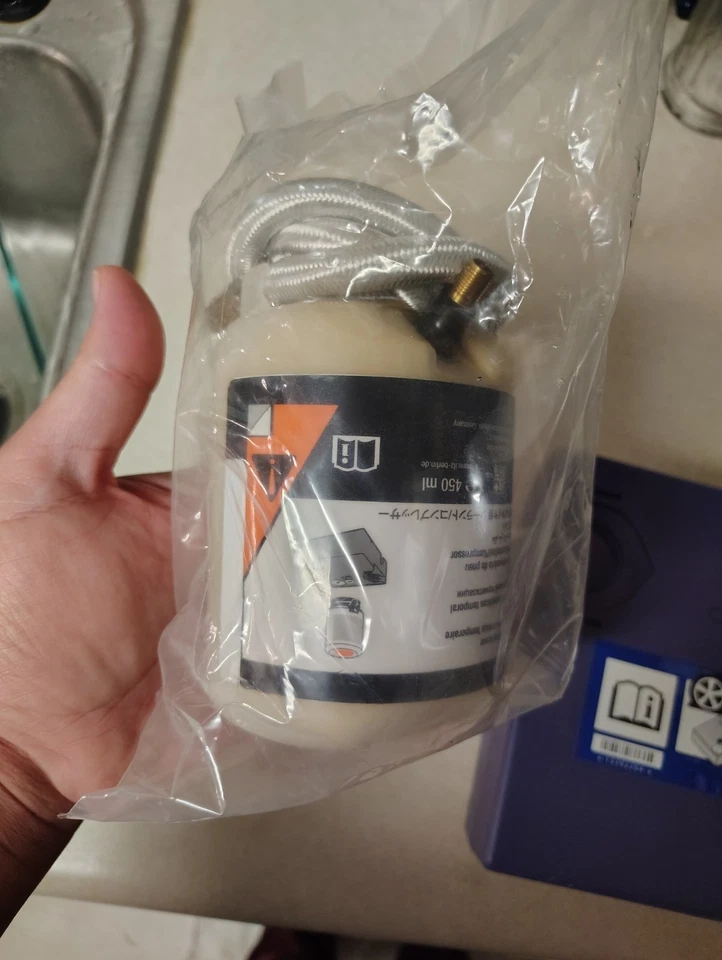 OEM NUEVO GENUINO GM 2017-2023 Chevrolet Bolt EV Kit Inflador de Neumáticos 84237904 Foto 3 de 3