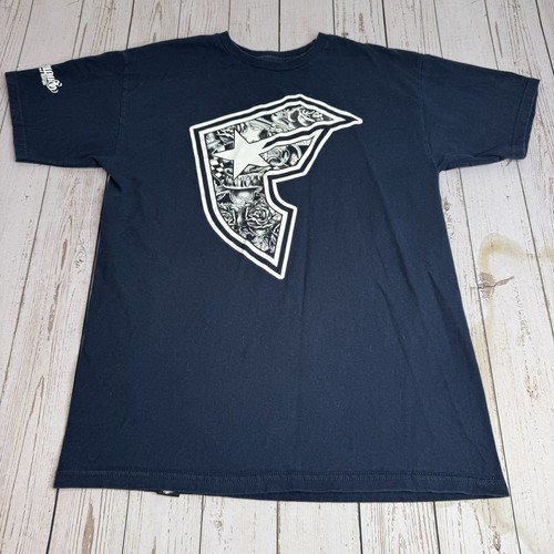 Camiseta Y2K Estrellas Famosas y Correas Logo Grande Gráfico Para Hombres Camiseta Mediana Tatuaje - Imagen 1 de 10