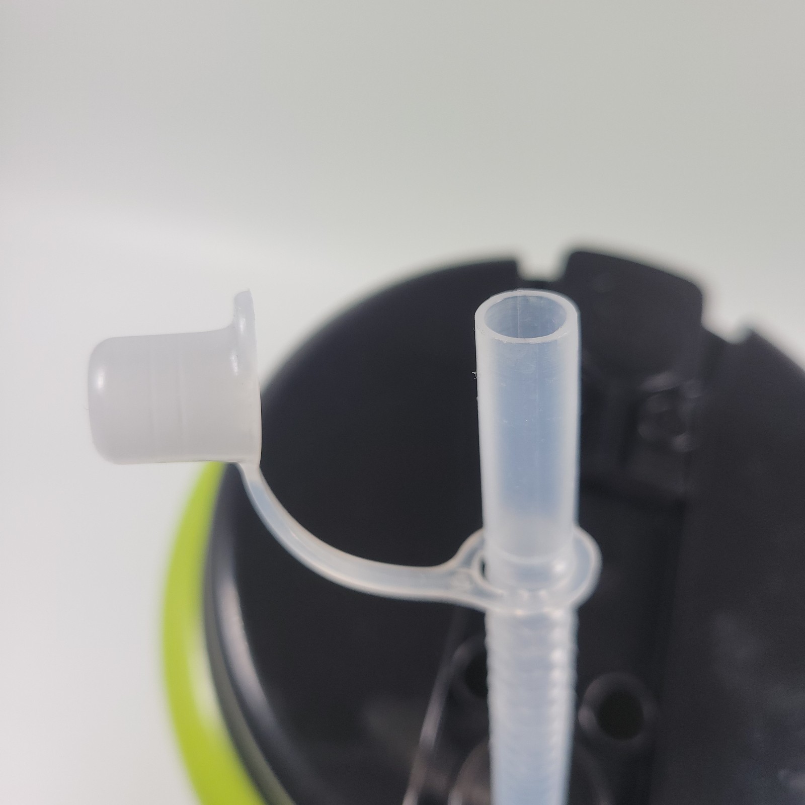 Betras USA Summer Fun Neon Green 52 oz Giant Refillable Travel Mug VTG 90s