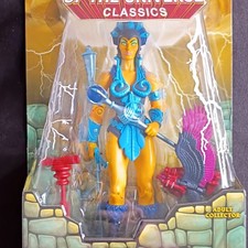 Mattel Masters of the Universe Classics Evil-Lyn Figure w Staff