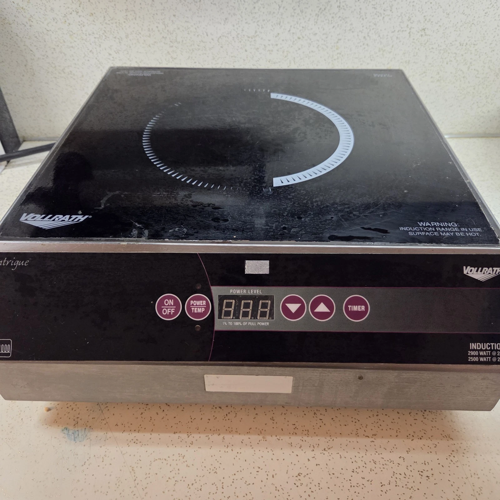 Vollrath Induction Cooktop - 2900W 240 v Portable Cooking Solution
Opens in a new window or tab