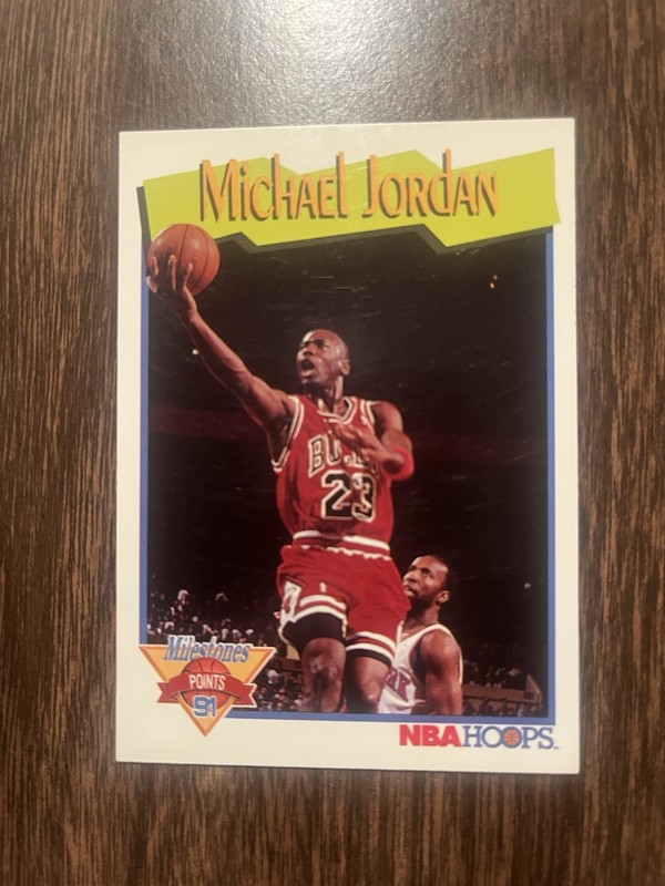 1991-92 NBA Hoops Milestones Michael Jordan #317 Bulls