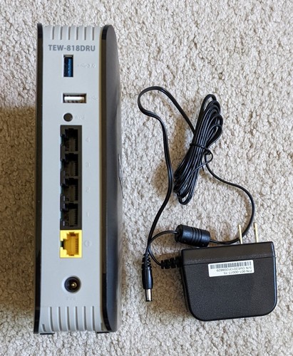 TRENDnet AC1900 High Power Dual Band 2.4 / 5GHz Wireless Router TEW-818DRU - Picture 3 of 4