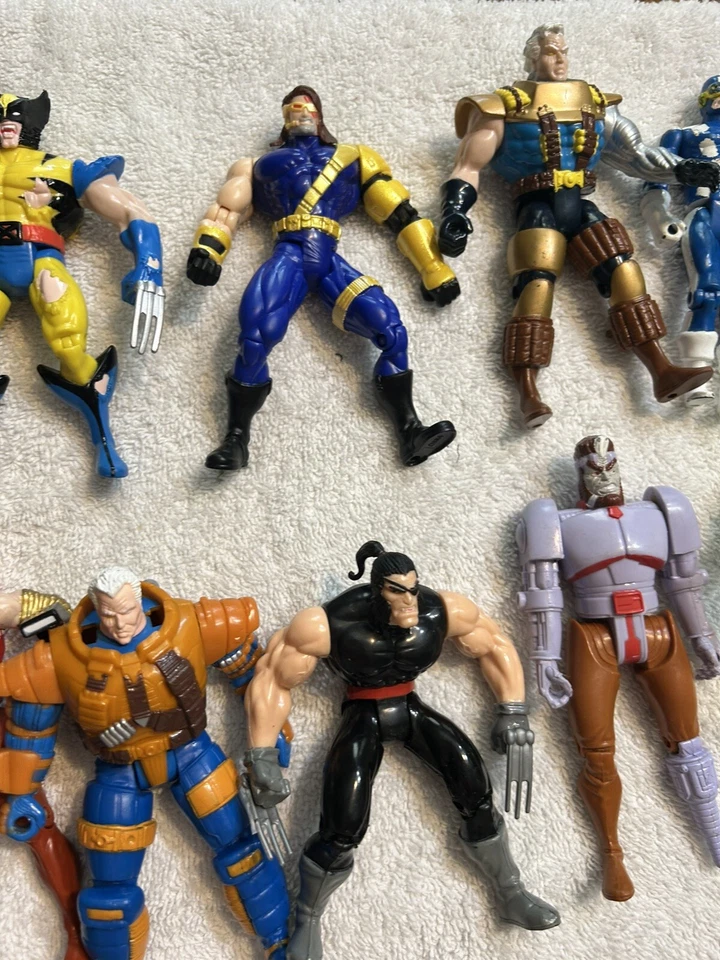 Vintage 1990's Lot of 14 Toybiz Marvel X-Men Action Figures (UB) - Image 4 of 4