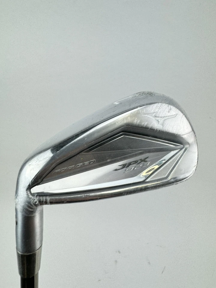 Mizuno JPX923 7 Iron Forged Left Handed Recoil ESX F3 Regular Graphite +1”/20288 - Image 3 of 4