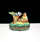 Limoges Peint Main Mother Feeding Baby Bird Trinket Box 2 3/4" x 3 1/2", Exc!