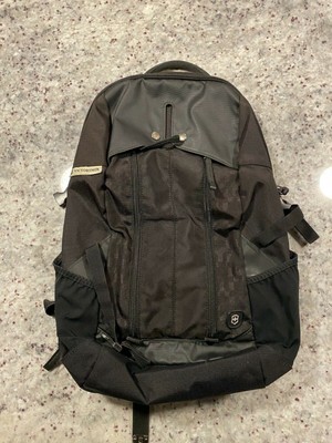 slimline laptop backpack
