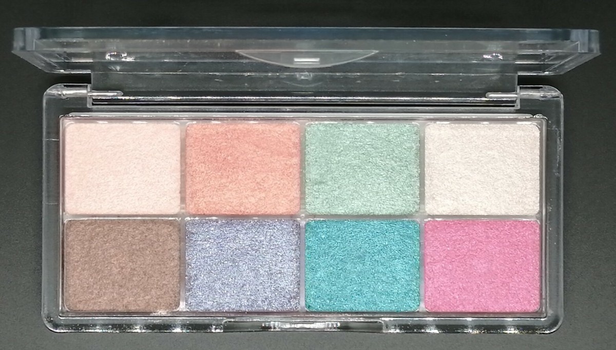 Essence Lidschattenpalette 'Magical Mystical Me' Nr. 01 – 7,8 G Mit Schimmernden Farben, Vielseitige Looks