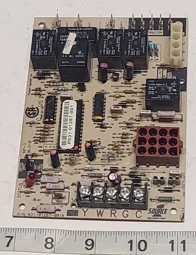 York Coleman P031-01267-001 Furnace Control Board SOURCE1 031-01267-001A (A2) B1