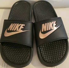 Sandalias Nike Benassi JDI para mujer negras/oro rosa #343881-007 talla:7