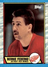 1989-90 Topps #107 Bernie Federko Detroit Red Wings Card