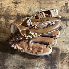 Vintage Wilson Youth Model A2295 RHT George Brett Endorsed