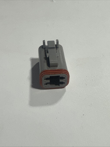 Conector de 4 pines DEUTSCH DT06-4S con bloqueo W4S - Imagen 3 de 6
