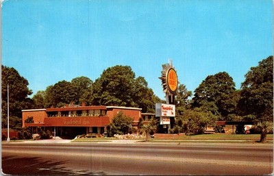 Thunderbird Inn Orangeburg South Carolina Postcard G70