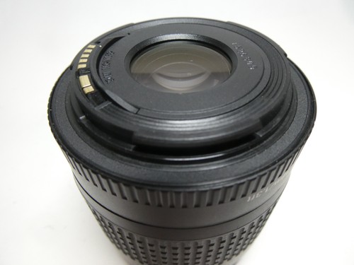 Canon Zoom EF 28-80mm f3.5-5.6 Auto Focus Lens for EOS EF Cameras - Picture 7 of 9