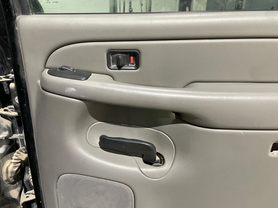 2004 - 07 Chevy Silverado 3500 Passenger RH Right Gray-922 Rear Door Trim Panel Foto 2 de 4