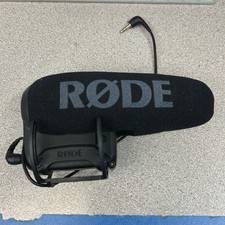 Rode VideoMic Pro Camera-Mount Shotgun Microphone Black w/ power cable
