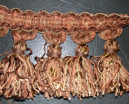 5 yards High Quality Chenille Tassel Fringe Trim Lavish Java Brown Cinnamon Gold - Picture 4 of 5