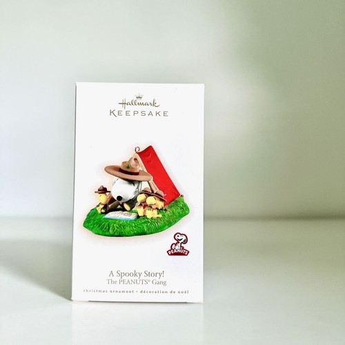 SNOOPY PEANUTS HALLMARK CHRISTMAS ORNAMENT A SPOOKY STORY 2009 eBay