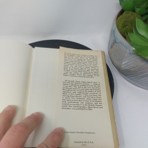 Last Ditch Mystery Hardcover Book by Ngaio Marsh Little Brown and Company 1977 - Picture 17 of 18