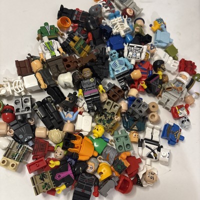 Lot of Off Brand Non-Lego Mini Figs And Pieces