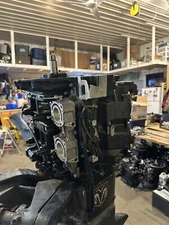 Johnson Evinrude 60° OIS 115 HP Cylinder Crankcase Powerhead 5004182 5005460