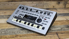 Used ROLAND MC-303 Groovebox Drum Machine Synth mc303