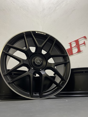 4X Original Mercedes CLA 45 AMG C118 X118 19 Zoll A1774012400 Bicolor Top Neu