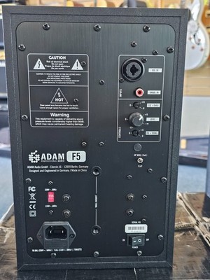 Adam Audio - F5 Active Studio Monitor Pair Nearfield (Black) Pre