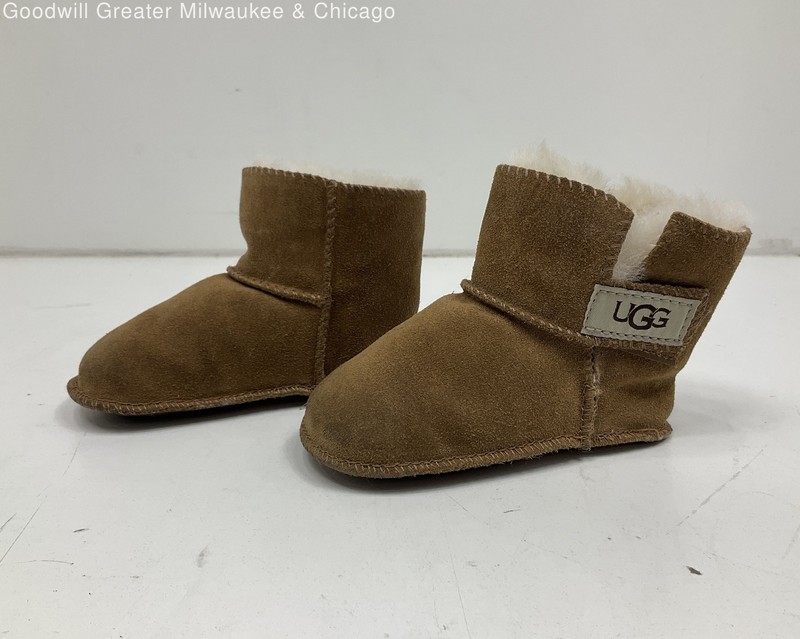 Ugg Infant Girl Tan Soft Bottom Boots Size Medium