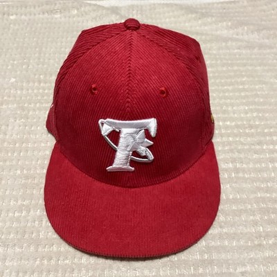 Timeless Red Fitted Baseball Cap Size 7 5/8 Solid Logo Smiley Patch Men